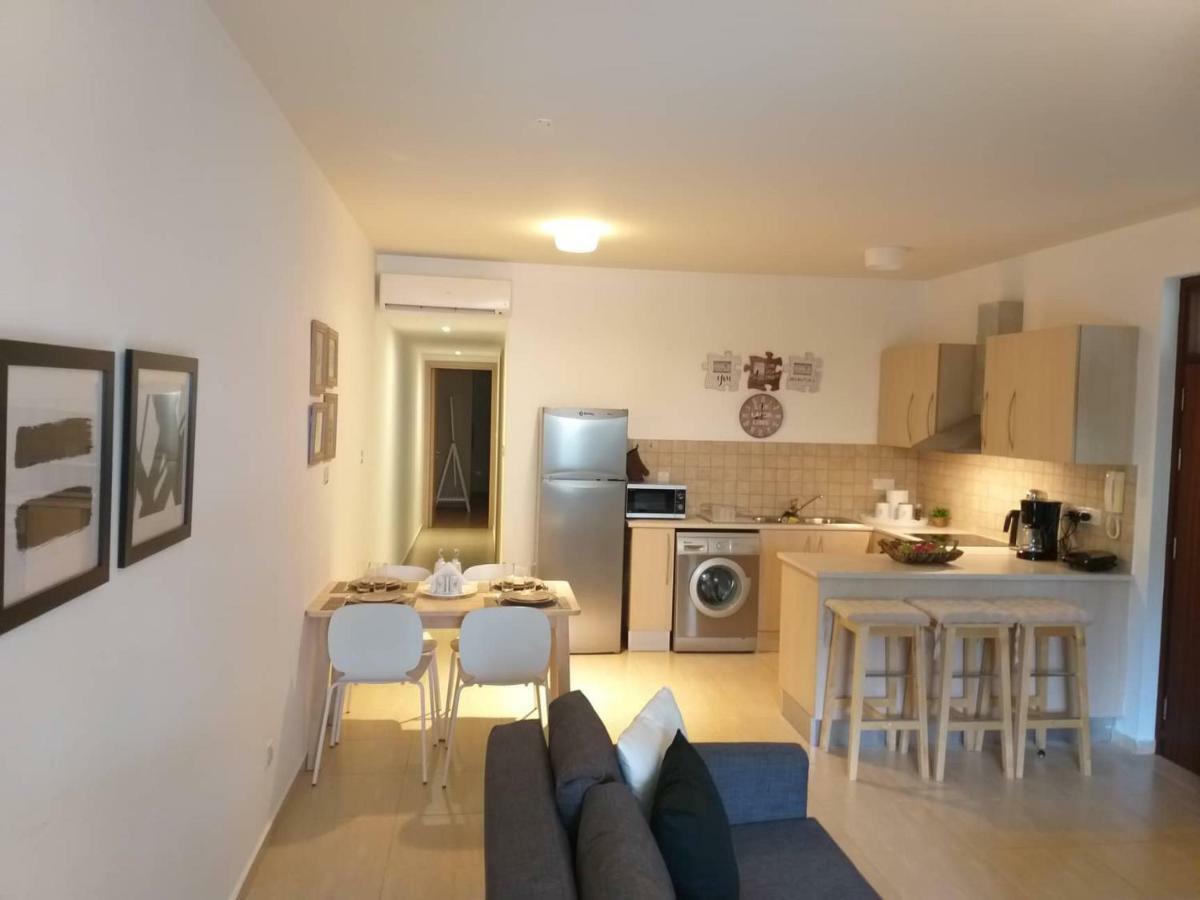 Horizon Luxury Apartment Oroklini Extérieur photo